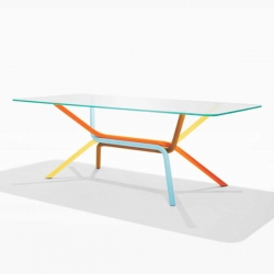 Knoll's -Ross Lovegrove designed- multi-color based rectangular table looks colorfully cool!