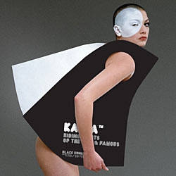 Design collective Krkurvacreated the La.ga bag, a paper thin bag able to carry up to 55kg