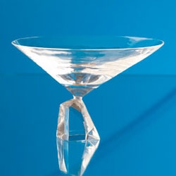 Amorn Thongsaard's Ramify glass won the Bombay Sapphire Designer Glass Competition. Love the chunky base.