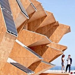 The Institute for Advanced Architecture of Catalonia designed and fabricated the Endesa Pavilion. Optimally oriented for the charging of solar cells, with no direct sunlight in summer. Prefabricated in chunks and assembled on site. 