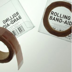 Broadhong redesign the traditional bad-aid into a roll-type like tapes.