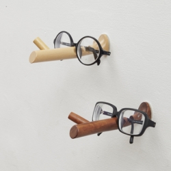 Allow the PINOCCHIO Glasses Holder to help hold you up under the pressure of your daily burdens,using his strong nose to remind you to be true to your inner self.