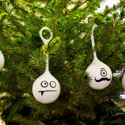Ornamental - Mental Christmas ornaments
A fresh take on Christmas decorations - elegantly shaped globes with an integrated silicone hanger and cool graphic to add fresh twist.  Ho ho ho..!