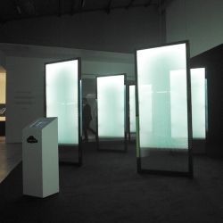'Sound Cloud' installation by Kazuhiro Yamanaka for Saazs at A Glass House - Paris.