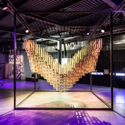 As part of the ‘Sculpture in Motion’ project, Hyundai has unveiled a large-scale kinetic installation designed by California-based artist Reuben Margolin at the opening of 2015 Milan Design Week.