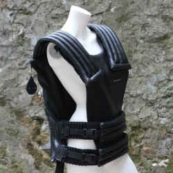 Bulletproof backpack. Tamara Bombardelli for 555.