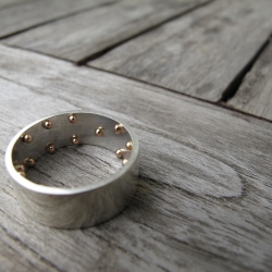 Codigo Mio delivers custom handcrafted messages. These coded messages in braille, are hidden on the inside of the ring, creating a deeper internal meaning to its wearer.