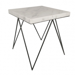 Table Chakra designed by the Brazilian designer Roberta Rampazzo. Made of iron with a matte black finishing and a beautiful  marble top!