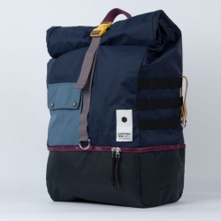 Eastpak and WoodWood have launched their second collaboration themed 'Modulation'. Besides looking great, the bags feature military style modular options, like detachable sleeves and pouches. 