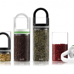 Prepara Evak Collection - Push the handle down into the glass container to automatically remove the air. Food-safe-glass and stainless contact your food.