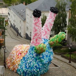 Known for his outsized rubber duck and giant rabbit among others, Dutch artist  Florentijn Hofman's latest installation in the French city of Angers features a pair of multicolored giant slugs!