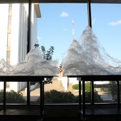 Watch a time lapse video of an ethereal glass landscape, Networktopia, being created over the course of 2 days in the Chrysler Museum Hot Shop. Beautiful piece by Kim Harty.