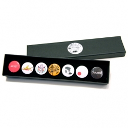 London-based graphic art label and online boutique Stereohype added new themed button badge gift boxes to their range including 'Art' containing seven hand-picked gems by Lunartik, Happypets, USOTA and Gregori Saavedra.