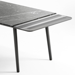 The collaboration between the Basque designer Jean Louis Iratzoki and marble mason Retegui has resulted in the launch of a new design brand of furniture and objects in marble in 2014.