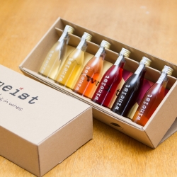 Wineist - Curated premium wine tasting experience. Enjoy a monthly delivery of quality wine samples from wine cellars across the world to your doorstep. A new way to explore the world of wine. 
