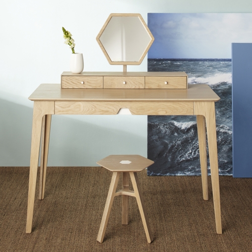 Isla from Hatch Furniture fuses classic mid-century styling with modern cnc manufacturing techniques. Isla can be customised with coloured accent drawer pulls and interiors.