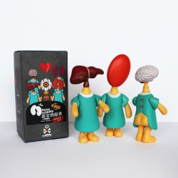 Organ Donor vinyl figures by New York based artist David Foox are an incredible gift for anyone going through an organ transplant.