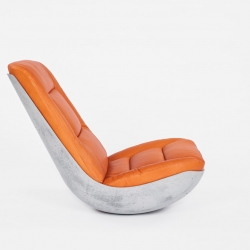 'Swing' is not just a piece of concrete furniture, striking features combine stability with fun and comfort. Just 5 mm thin, the structure of the world’s first rocking chair is made of carbon fiber reinforced concrete.