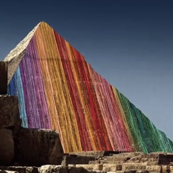 Sony Bravia new advert made for egyptian market called Pyramid. Live Colour Creation. Feel. like.no.other [Editor's Note: WOW. How did this not get as much press as the bunnies?]
