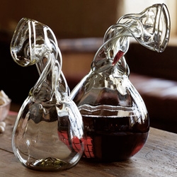 Knight's Decanters ~ apparently back in the day they were made so they could sip horseback without spillage... love Josef Flek’s modern interpretation!