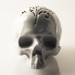 Pirsc has an incredible filigree porcelain skull!