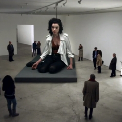 Music video for Cheerleader by St. Vincent. Annie is a giant sculpture. Directed by Hiro Murai.