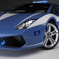 BOLOGNA-based Lambourghini recently donated a new Gallardo LP560-4 to the Italian State Police, replete with fancy car decals and police lights.