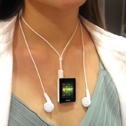 More technolust: a new iPod shuffle or this georgeous mp3 player by iRiver?