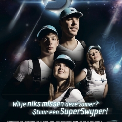 Samsung SuperSwypers: the fastest journalists on earth (for free). 