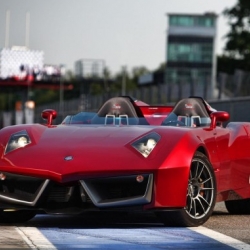 The Codatronca Monza is a new supercar designed by Paolo, Ercole Spada and Domiziano Boschi of Spadaconcept. Based on a Corvette chassis and engine, it's being built as a special commission for Aznom, a popular tuning company from Monza, Italy. 