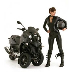 Italian manufacturer Piaggio, the maker of Vespa, is set to become the first company to release a hybrid drive scooter!
