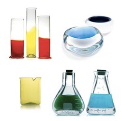 Oooooh Esque's scientifically inspired glassware with their signature organic feeling glass is gorgeous!