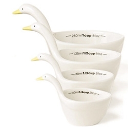 A Measuring Gaggle ~ while hunting for the nesting black and white giraffe measuring cups, i discovered these bone china geese...