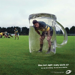 "It's not the drinking. It's HOW we're drinking." Nice print and tv campaign from the Alcohol Advisory Council of New Zealand... 