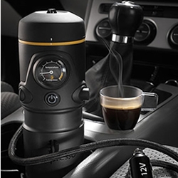 Handpresso Auto is a revolutionary espresso machine helping you optimize your coffee break and serving you a premium quality espresso in the car!
