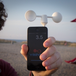 The Vaavud wind meter, enables you to take precise and reliable measurements of the wind speed and wind direction anywhere, using your iPhone 5 or Android smartphone. 