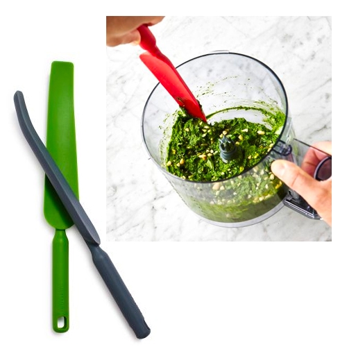 Sur La Table Silicone Blender Spatula. This BPA-free silicone spatula features a rigid steel core, and its soft tip and edges easily reach the tightest spaces.