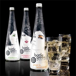 Stunning bottles for Bottle Green are the limited edition, Fashion Targets Breast Cancer series. The beautiful designs are by illustrator Monsieur Qui. 