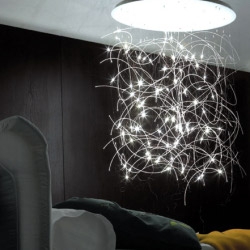 The 108 LED’s look magical and even if the Holiday Season approaches, you can keep this stunning Brindilles ceiling light by François Azambourg for Ligne Roset all year long.