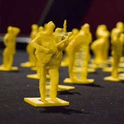 Love this project called Be Your Own Souvenir from Barcelona based blablabLab that uses rapid 3D printing to create an army figurine style souvenir.