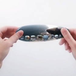 Nokia is showing off a supremely crazy phone concept called HumanForm. Shaped like a teardrop, this is a touch-activated and completely flexible phone that looks like it's straight out of a sci-fi movie.