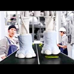 New Dell spot inspired on Charlie and the Chocolate Factory, created by Mother and The Mill.