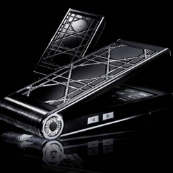 The French fashion designer Christian Dior has released its first luxury mobile phone, encrusted with 640 diamonds!