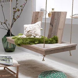Beautiful wooden swing which you can DIY.