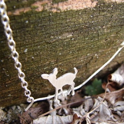 Figs and Ginger - adorable fawn necklace