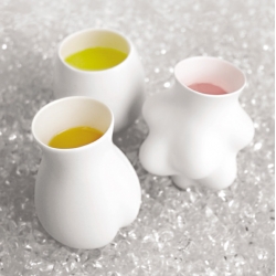 Frooty Smoothie Cups have been especially designed to make the magic of sensual fruit tangible. Design by Ingrid Ruegemer for Absolute Appetite
