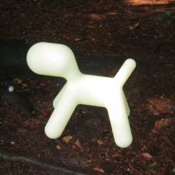 The world famous Puppy from Eero Aarnio for Magis is coming as a Glow In The Dark version. Only 600 pieces worldwide. In 4 sizes! Available in October.
