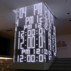Video of 'Hikari No Tokei' gate designed by Hiroshi Yoneya. An animated LED "Light Clock" in  Ikebukuro, Tokyo.

