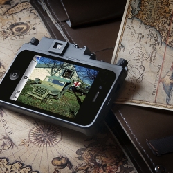The iconic look of the 1940's comes to your iPhone with the 'Military' Edition of the iCa iPhone Case. Turn your phone into a vintage rangefinder camera.