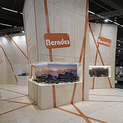 “What is Your Recipe in Life?” is the question posed by Berndes. ippolito fleitz group and Skalecki Marketing & Kommunikation have together designed the exhibition stand for the “Ambiente” in Frankfurt.